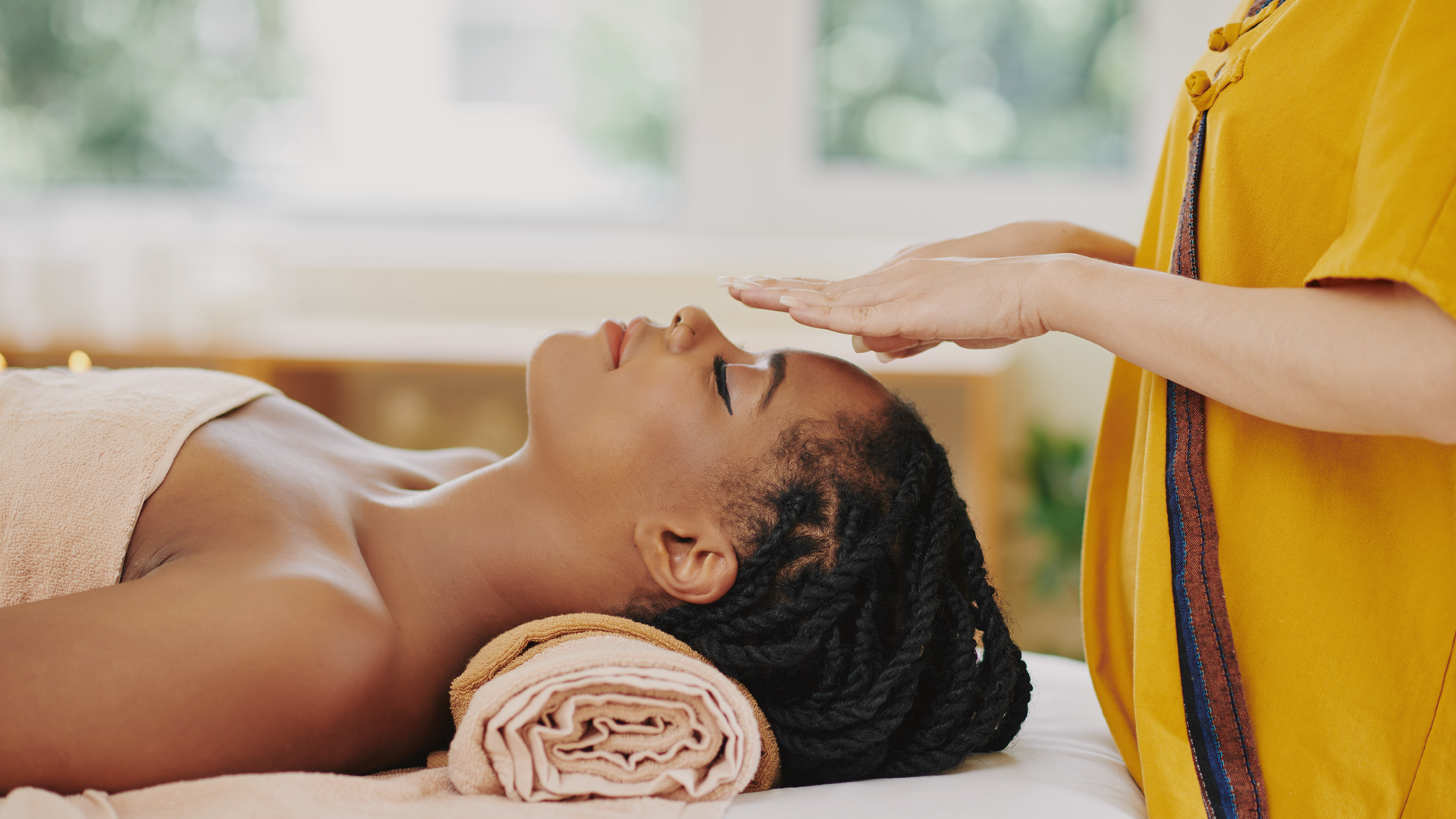Energy Healing with Reiki: A Holistic Path to Balance and Renewal